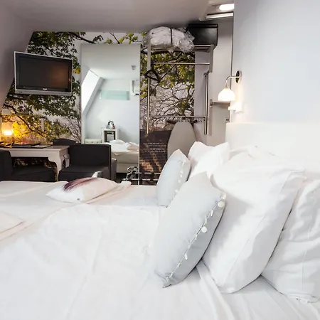 Stadsvilla Mozaic Готель 4*