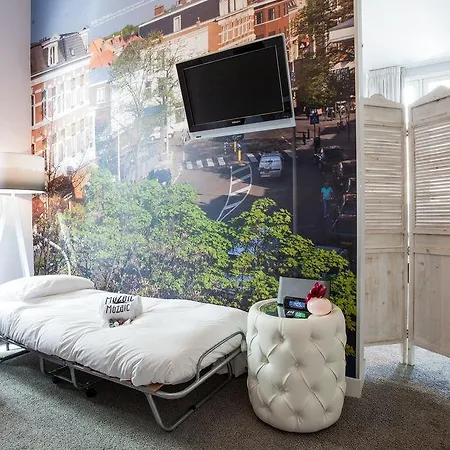 Hotell Stadsvilla Mozaic 4*
