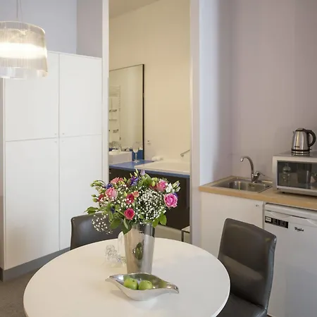 Stadsvilla Mozaic 4* Haag